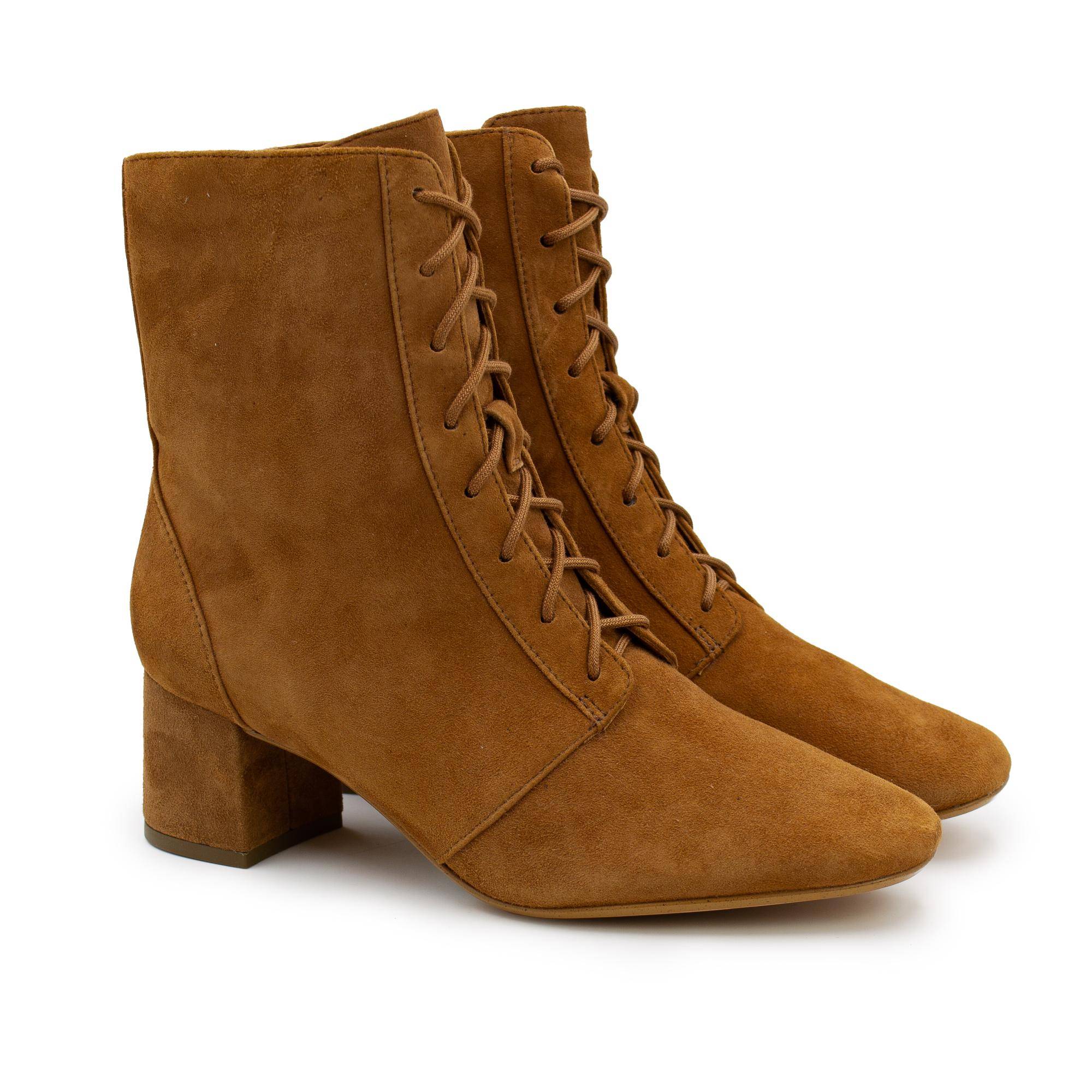 Женские высокие ботинки Clarks(Sheer55 Lace 26151002), коричневые